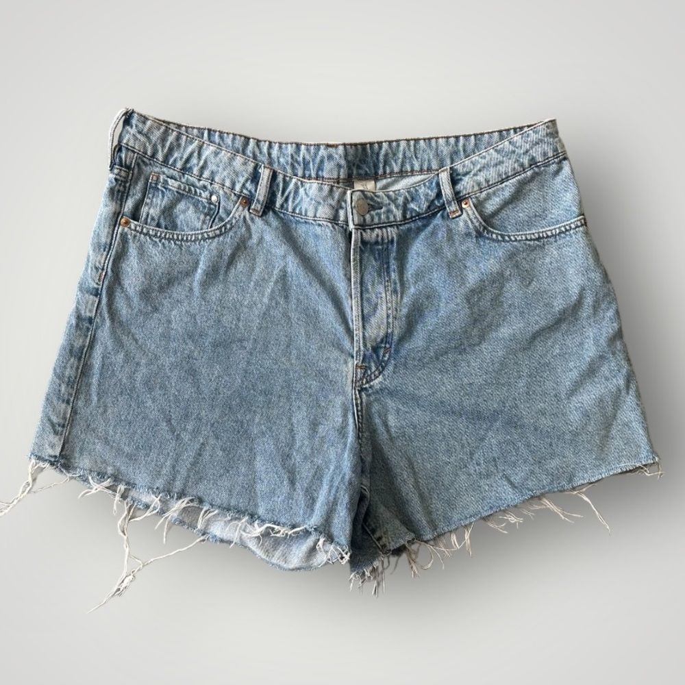 H&M Vintage Denim Shorts Women Size 18 Blue